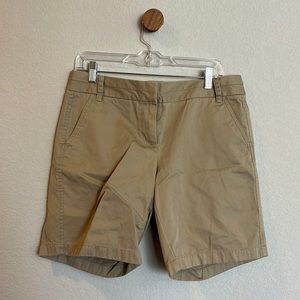J.Crew. 8. Like new. Chino. Khaki.